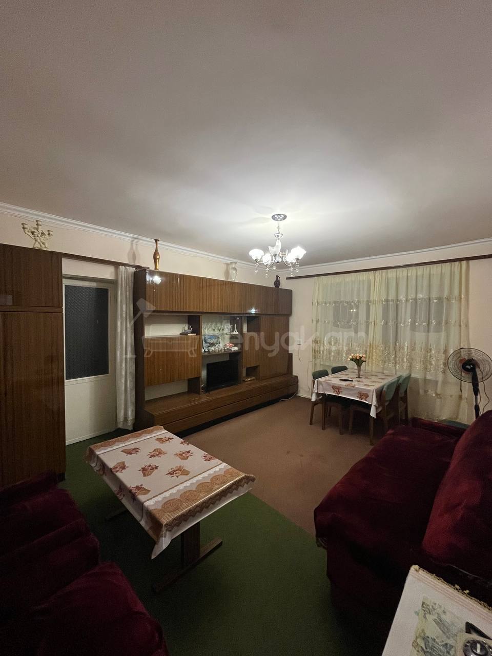 1 Սենյականոց Բնակարան Քարե Շենքում, 40քմ, 2/4 հարկ, Կոսմետիկ Վերանորոգված