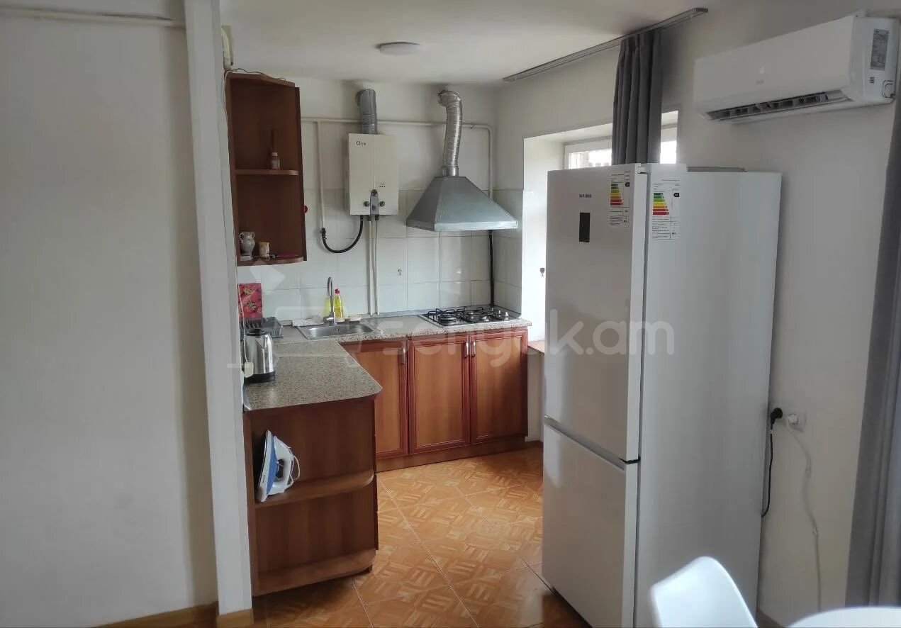 1 Սենյականոց Բնակարան Քարե Շենքում, 35քմ, 5/5 հարկ, Կապիտալ Վերանորոգված, Կահավորված, Արևկող