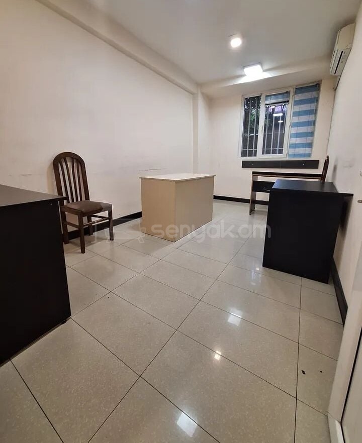 Օֆիսային Տարածք, 25քմ