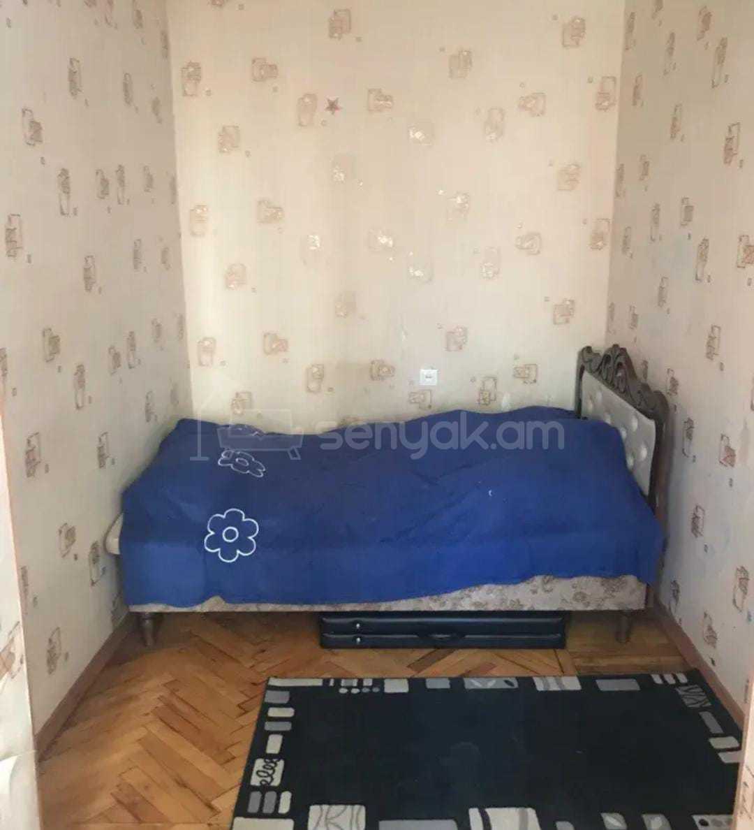 3 Սենյականոց Բնակարան Քարե Շենքում, 115քմ, 3/5 հարկ, Նորմալ Վիճակում