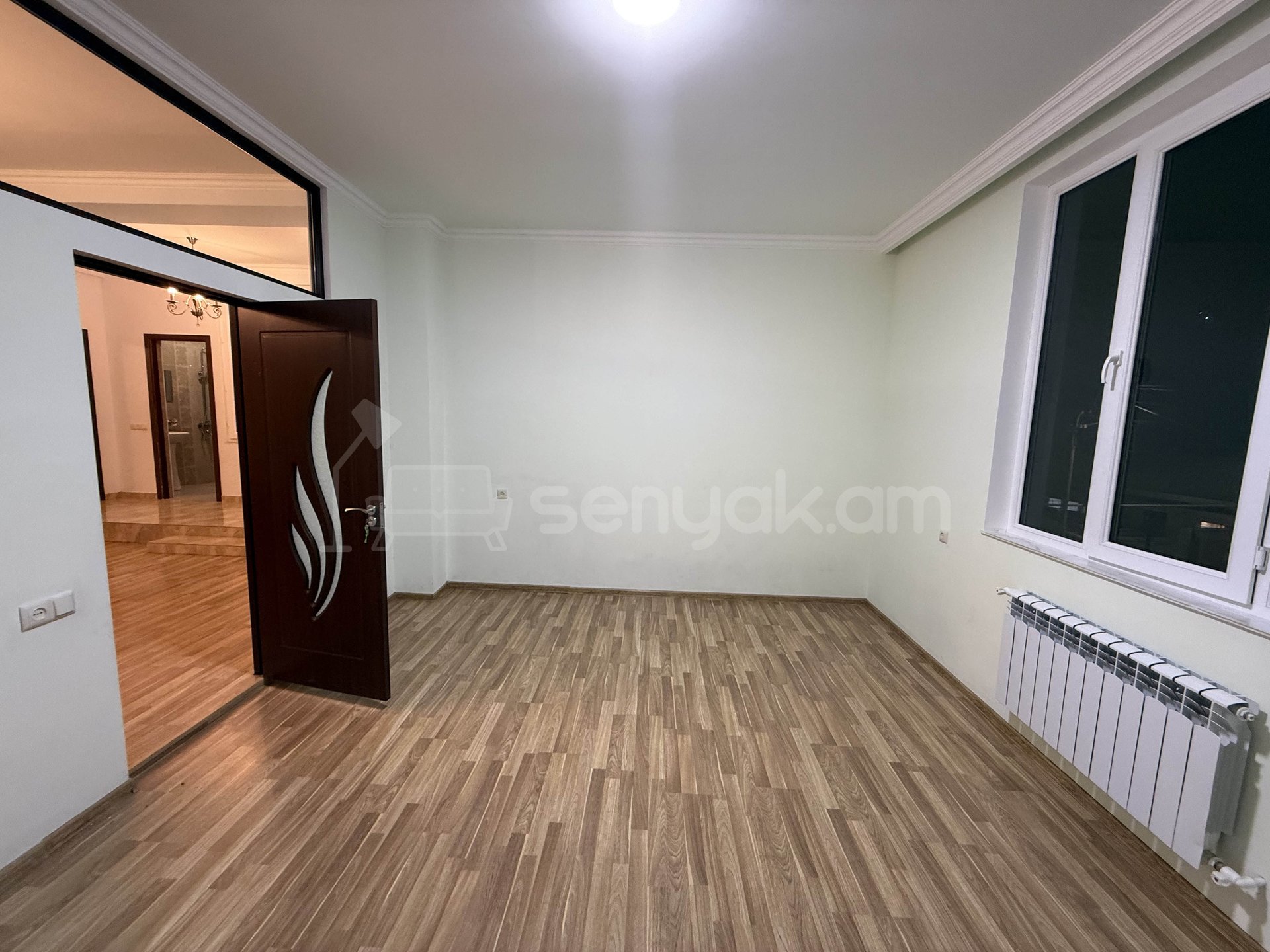 Օֆիսային Տարածք, 180քմ, Կապիտալ Վերանորոգված