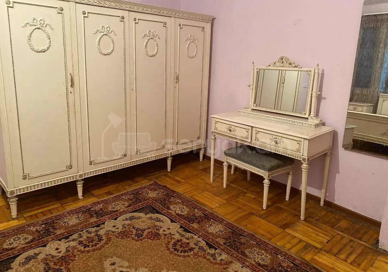 3 Սենյականոց Բնակարան Քարե Շենքում, 106քմ, 1/4 հարկ, Կոսմետիկ Վերանորոգված, Կահավորված, Արևկող