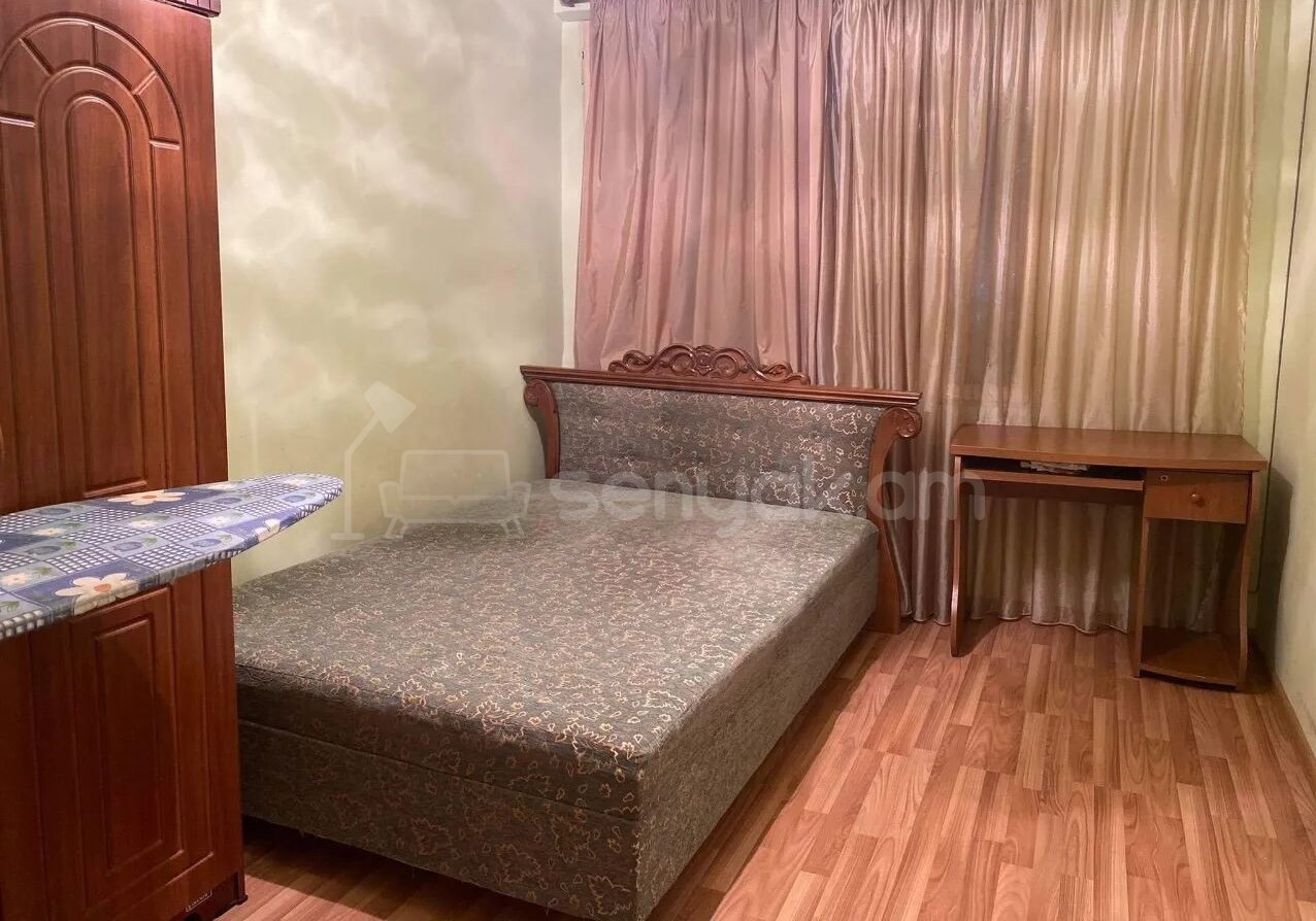 3 Սենյականոց Բնակարան Քարե Շենքում, 106քմ, 1/4 հարկ, Կոսմետիկ Վերանորոգված, Կահավորված, Արևկող