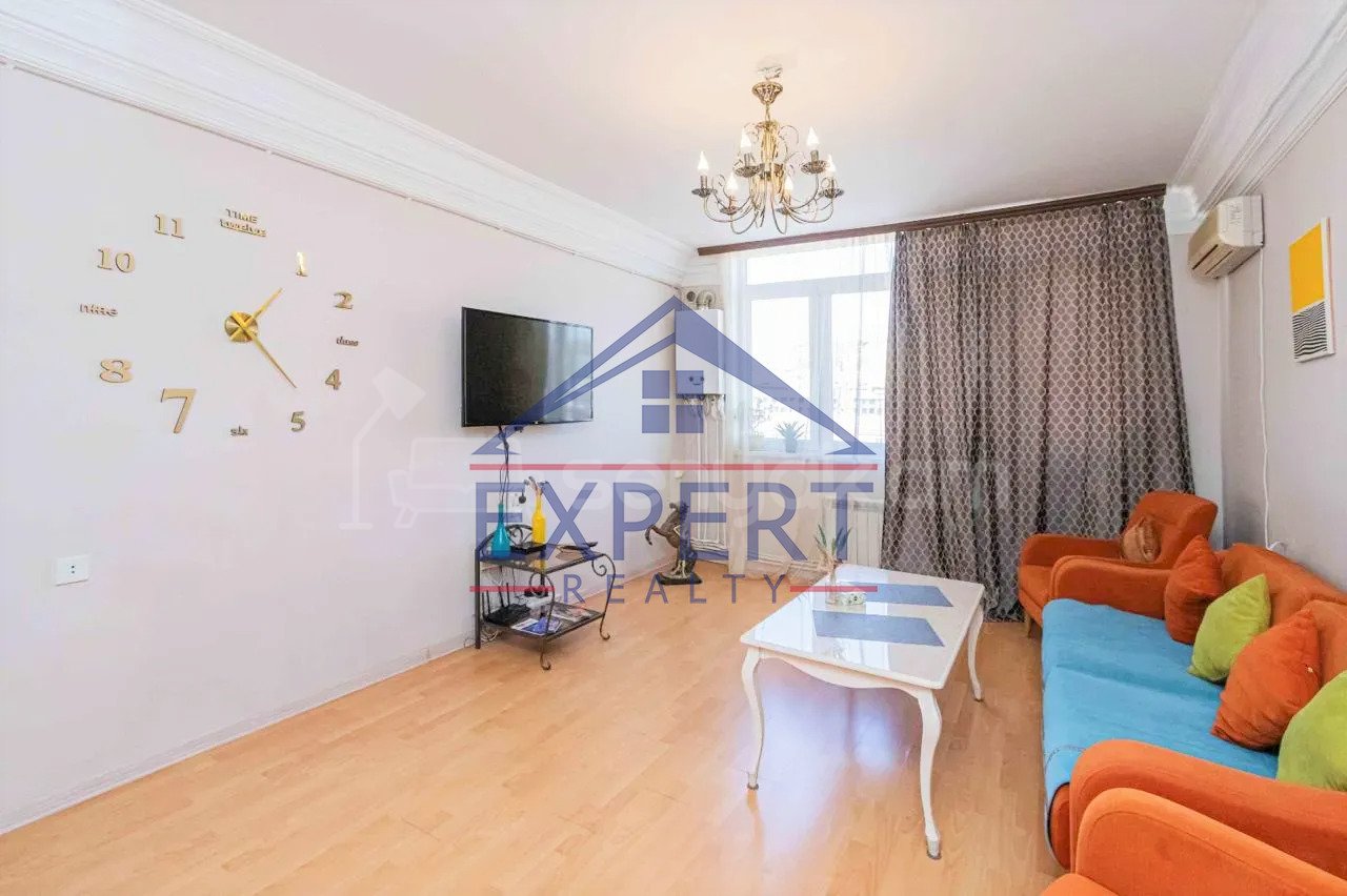 2 Սենյականոց Բնակարան, 41քմ, 9/10 հարկ, Կապիտալ Վերանորոգված