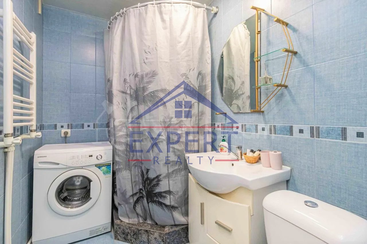 2 Սենյականոց Բնակարան, 41քմ, 9/10 հարկ, Կապիտալ Վերանորոգված