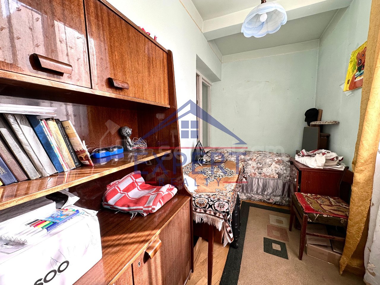 3 Սենյականոց Բնակարան Քարե Շենքում, 76քմ, 2/5 հարկ, Նորմալ Վիճակում