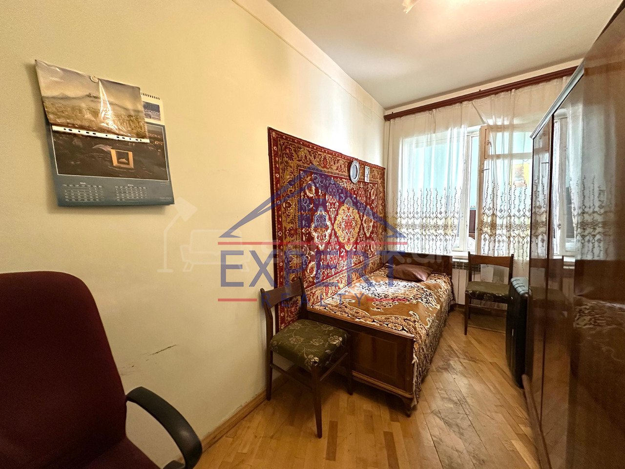 3 Սենյականոց Բնակարան Քարե Շենքում, 76քմ, 2/5 հարկ, Նորմալ Վիճակում