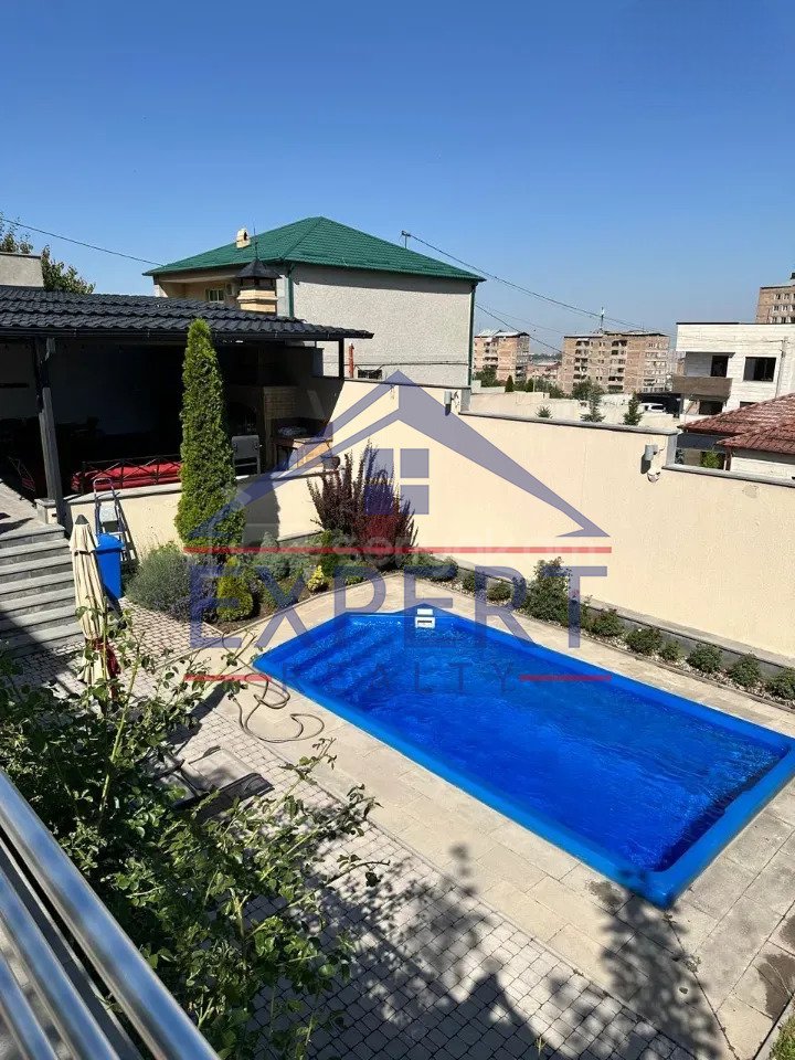 5 Սենյականոց Սեփական Տուն, 425քմ, Դիզայներական Վերանորոգված, Ավտոտնակով