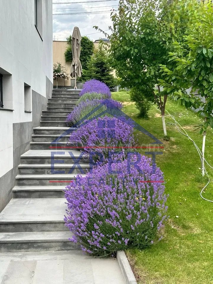 5 Սենյականոց Սեփական Տուն, 425քմ, Դիզայներական Վերանորոգված, Ավտոտնակով