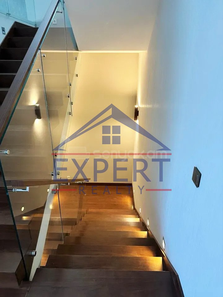 5 Սենյականոց Սեփական Տուն, 425քմ, Դիզայներական Վերանորոգված, Ավտոտնակով