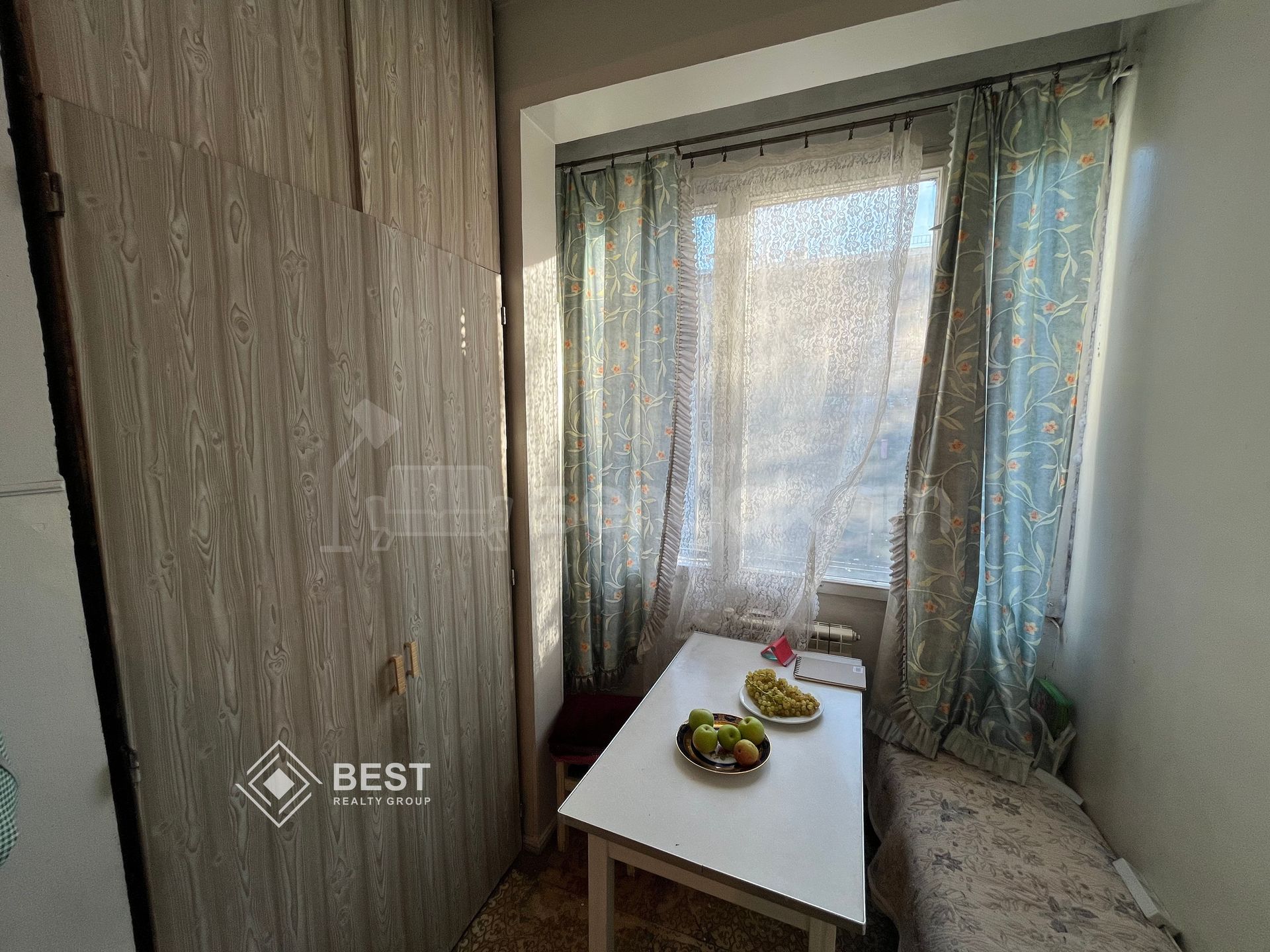 3 Սենյականոց Բնակարան Քարե Շենքում, 66քմ, 2/5 հարկ, Կոսմետիկ Վերանորոգված