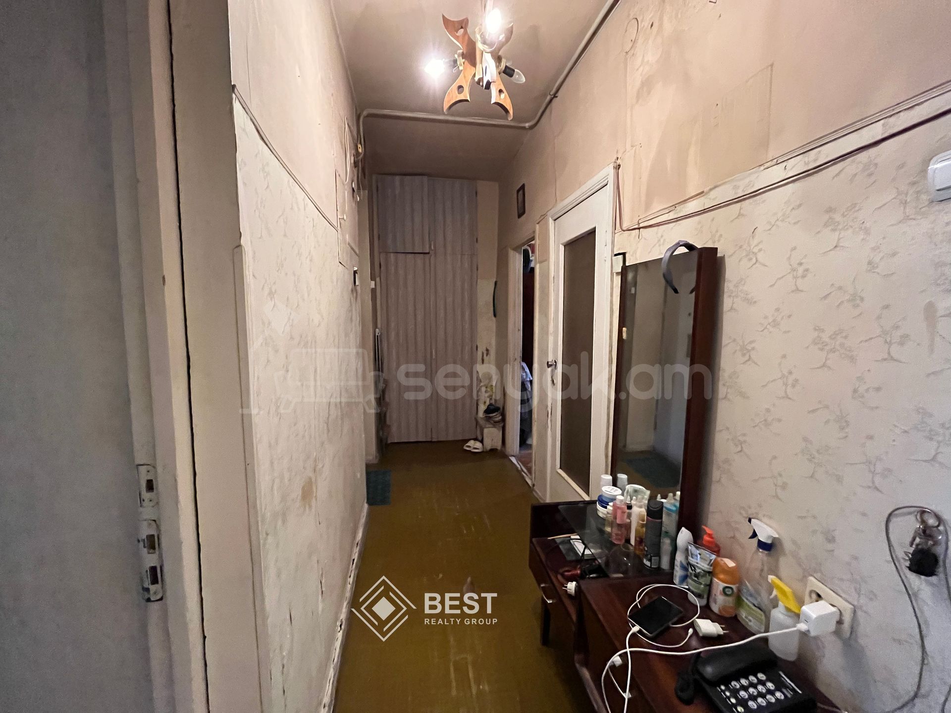 3 Սենյականոց Բնակարան Քարե Շենքում, 66քմ, 2/5 հարկ, Կոսմետիկ Վերանորոգված