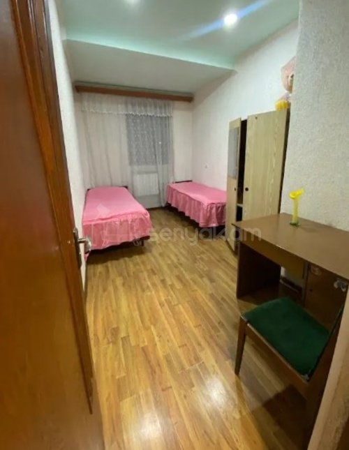 3 Սենյականոց Բնակարան Քարե Շենքում, 76քմ, 5/5 հարկ, Կոսմետիկ Վերանորոգված