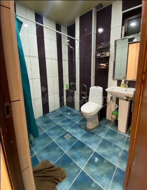 3 Սենյականոց Բնակարան Քարե Շենքում, 76քմ, 5/5 հարկ, Կոսմետիկ Վերանորոգված