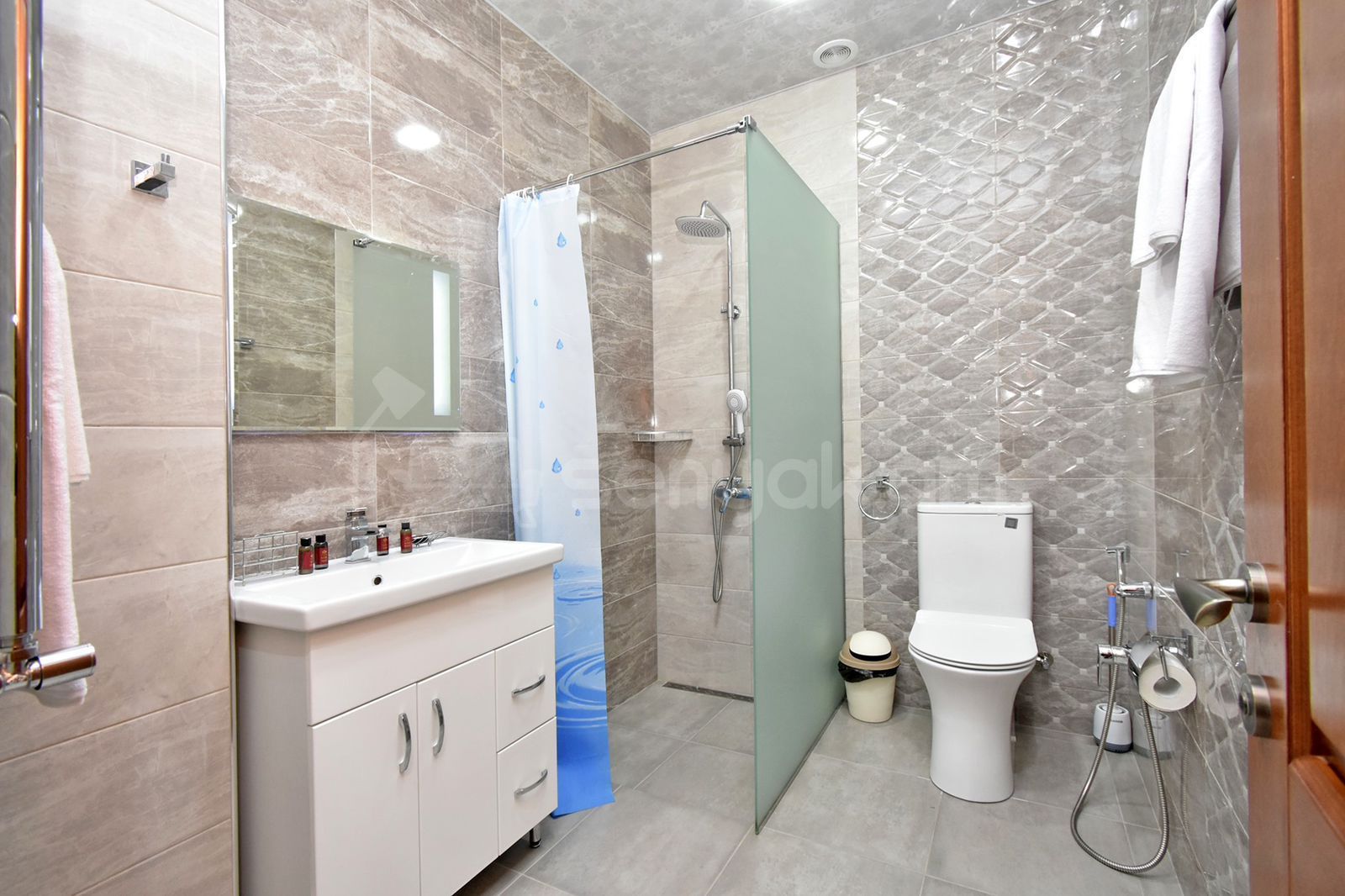 2 Սենյականոց Բնակարան Նորակառույցում, 50քմ, 4/16 հարկ, Դիզայներական Վերանորոգված