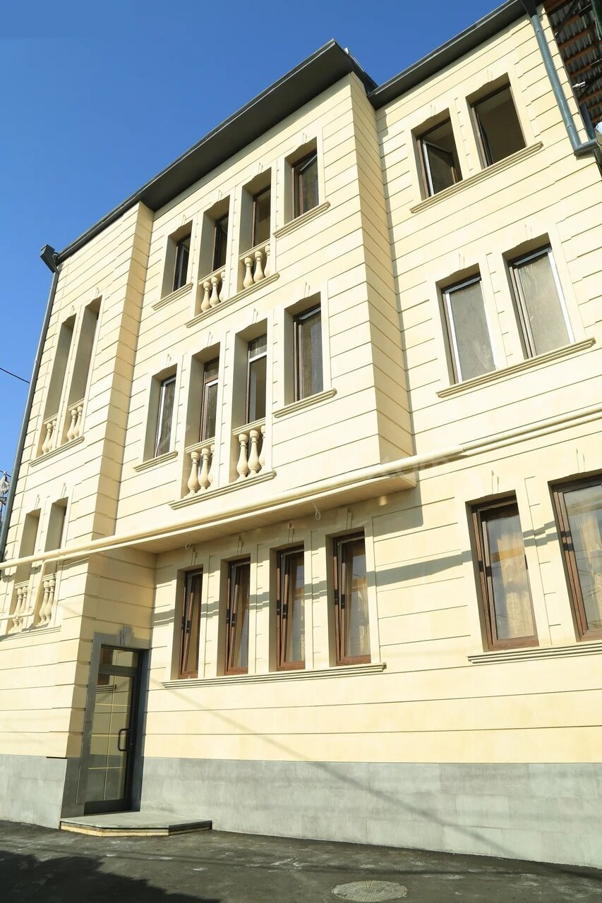 6 Սենյականոց Բնակարան Նորակառույցում, 149քմ, 2/4 հարկ, Դիզայներական Վերանորոգված