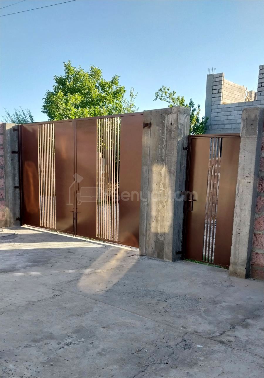 3 Սենյականոց Սեփական Տուն, 88քմ, Կապիտալ Վերանորոգված, Ավտոտնակով