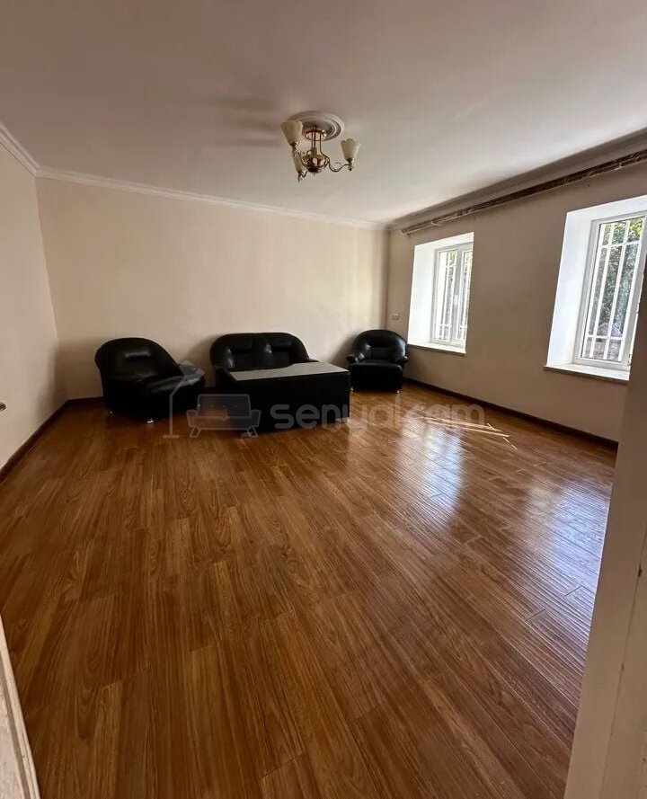 3 Սենյականոց Սեփական Տուն, 93քմ, Կապիտալ Վերանորոգված, Կահավորված