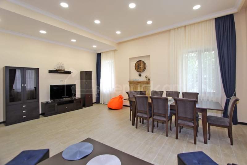 6 Սենյականոց Նորակառույց Շքեղ Առանձնատուն, 250քմ, Կահավորված, Լողավազանով