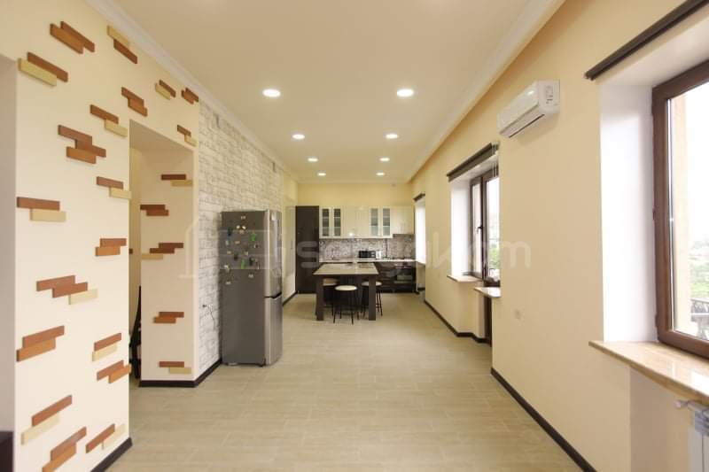 6 Սենյականոց Նորակառույց Շքեղ Առանձնատուն, 250քմ, Կահավորված, Լողավազանով