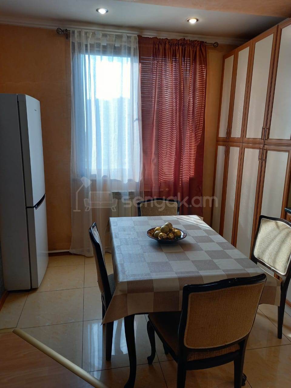 1 Սենյականոց Բնակարան, 40քմ, 6/9 հարկ, Կապիտալ Վերանորոգված, Կահավորված, Արևկող