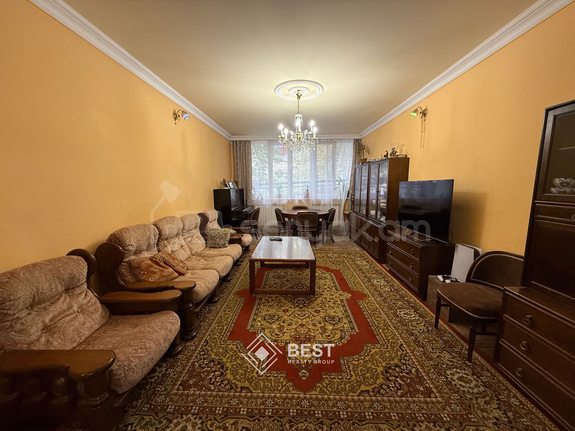 4 Սենյականոց Բնակարան Քարե Շենքում, 92քմ, 2/8 հարկ, Կոսմետիկ Վերանորոգված