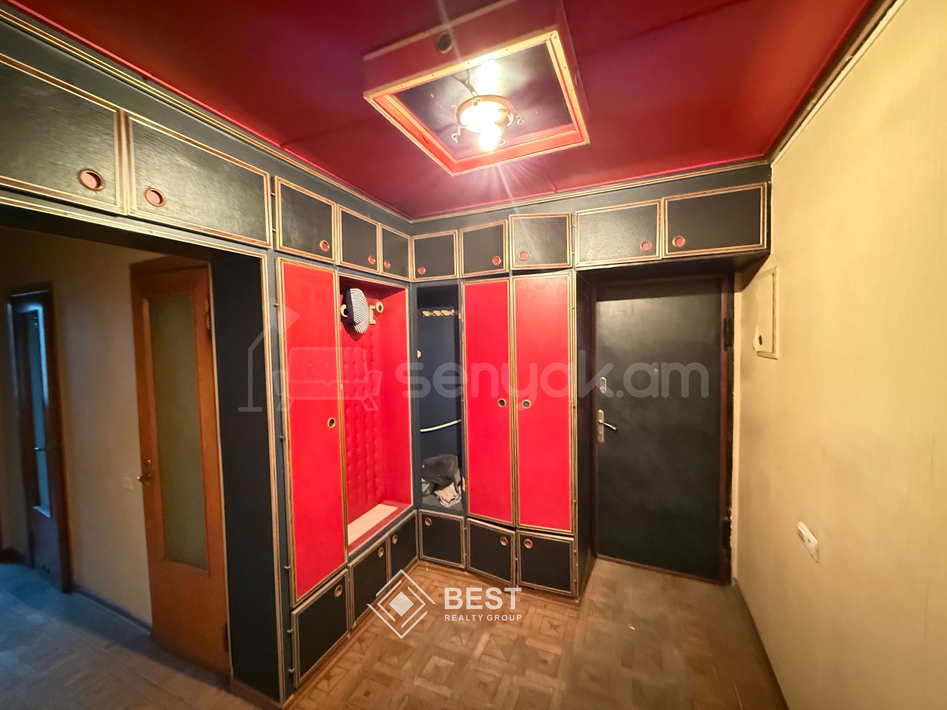 3 Սենյականոց Բնակարան Քարե Շենքում, 81քմ, 2/5 հարկ, Կոսմետիկ Վերանորոգված