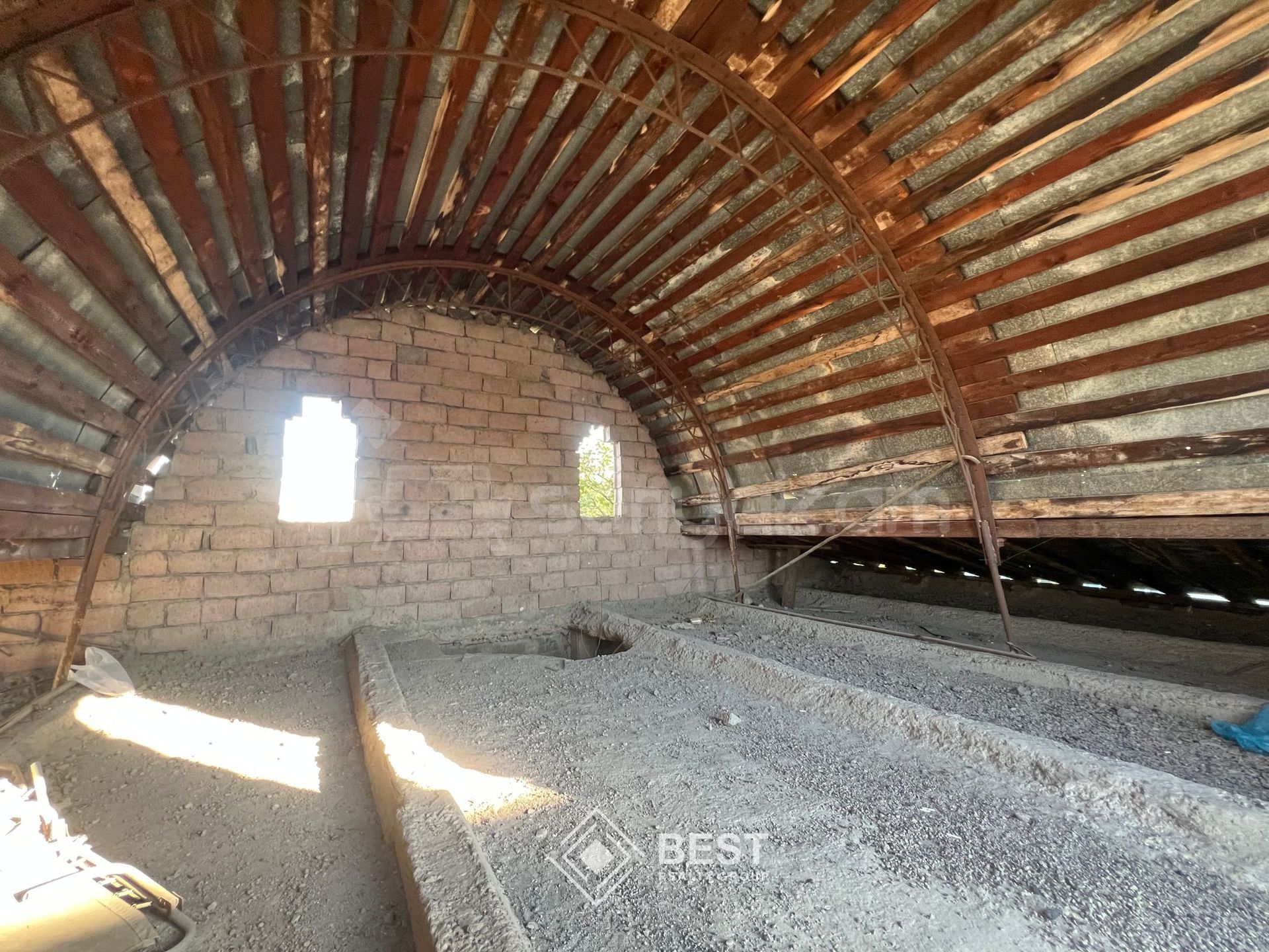 4 Սենյականոց Սեփական Տուն, 220քմ, Կոսմետիկ Վերանորոգված