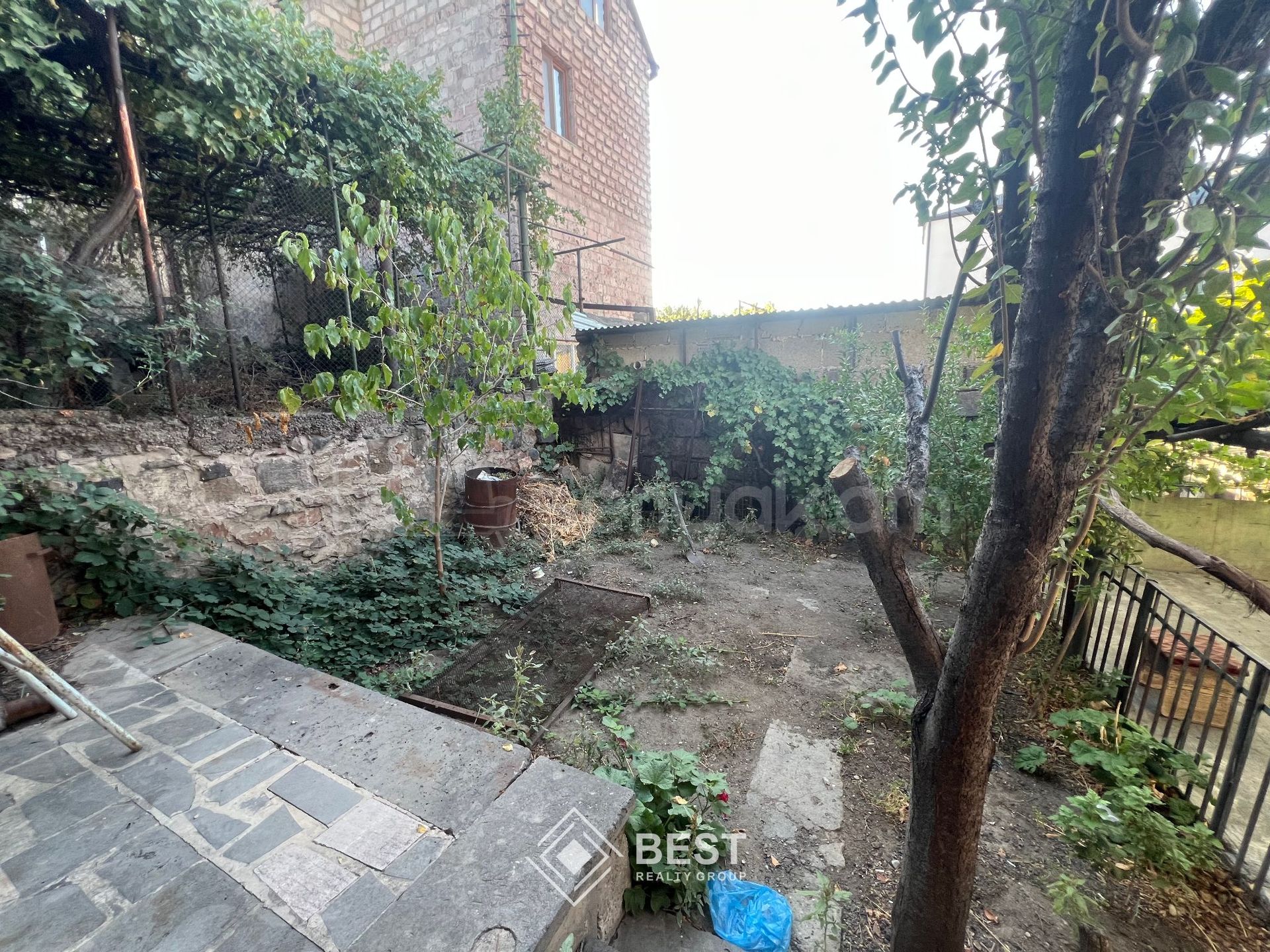 4 Սենյականոց Սեփական Տուն, 220քմ, Կոսմետիկ Վերանորոգված