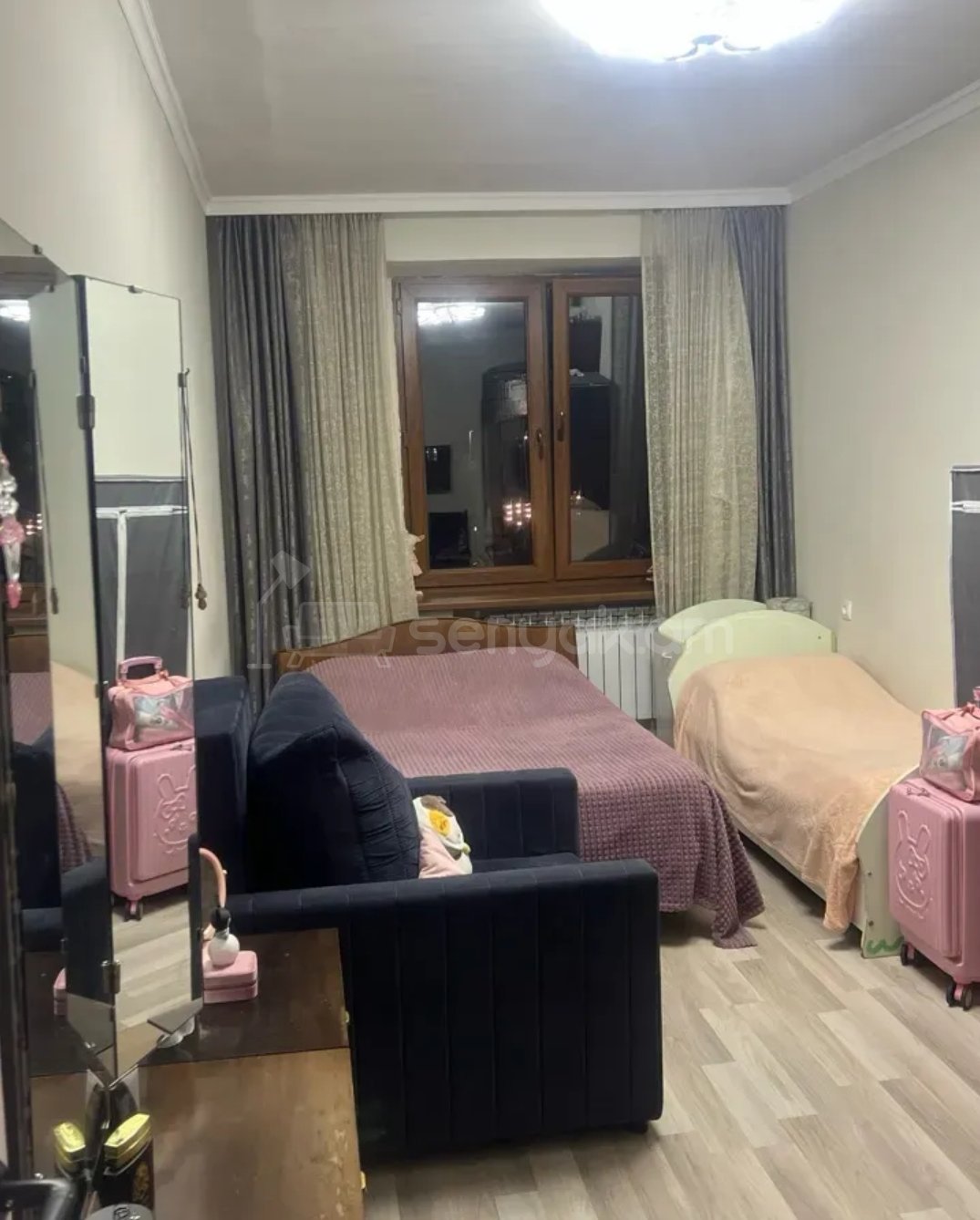 2 Սենյականոց Բնակարան Քարե Շենքում, 59քմ, 5/5 հարկ, Կապիտալ Վերանորոգված