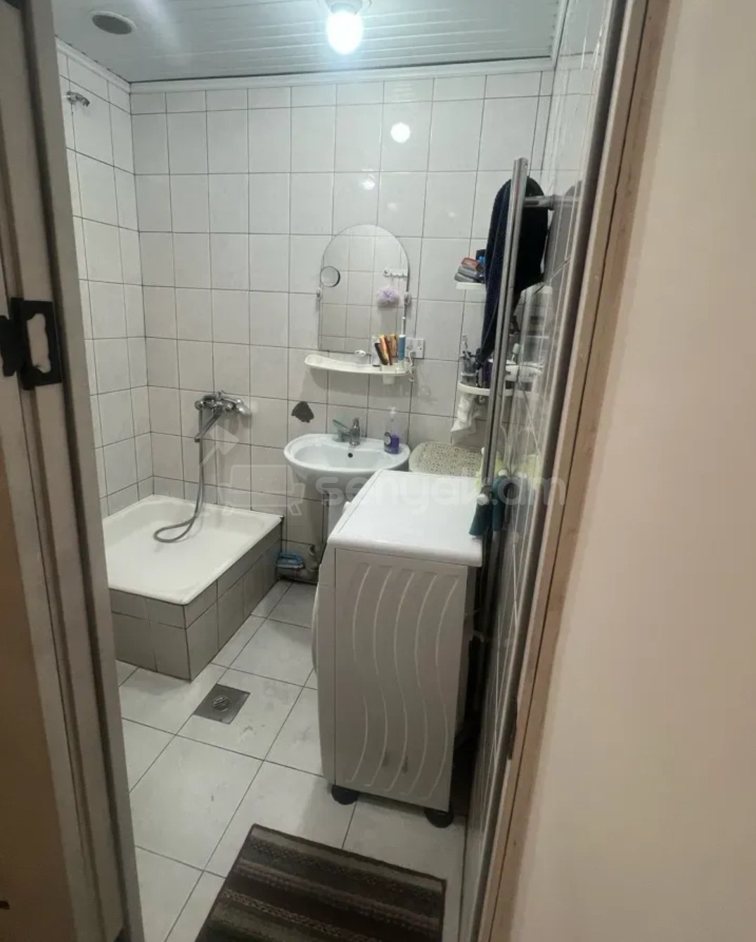 2 Սենյականոց Բնակարան Քարե Շենքում, 59քմ, 5/5 հարկ, Կապիտալ Վերանորոգված