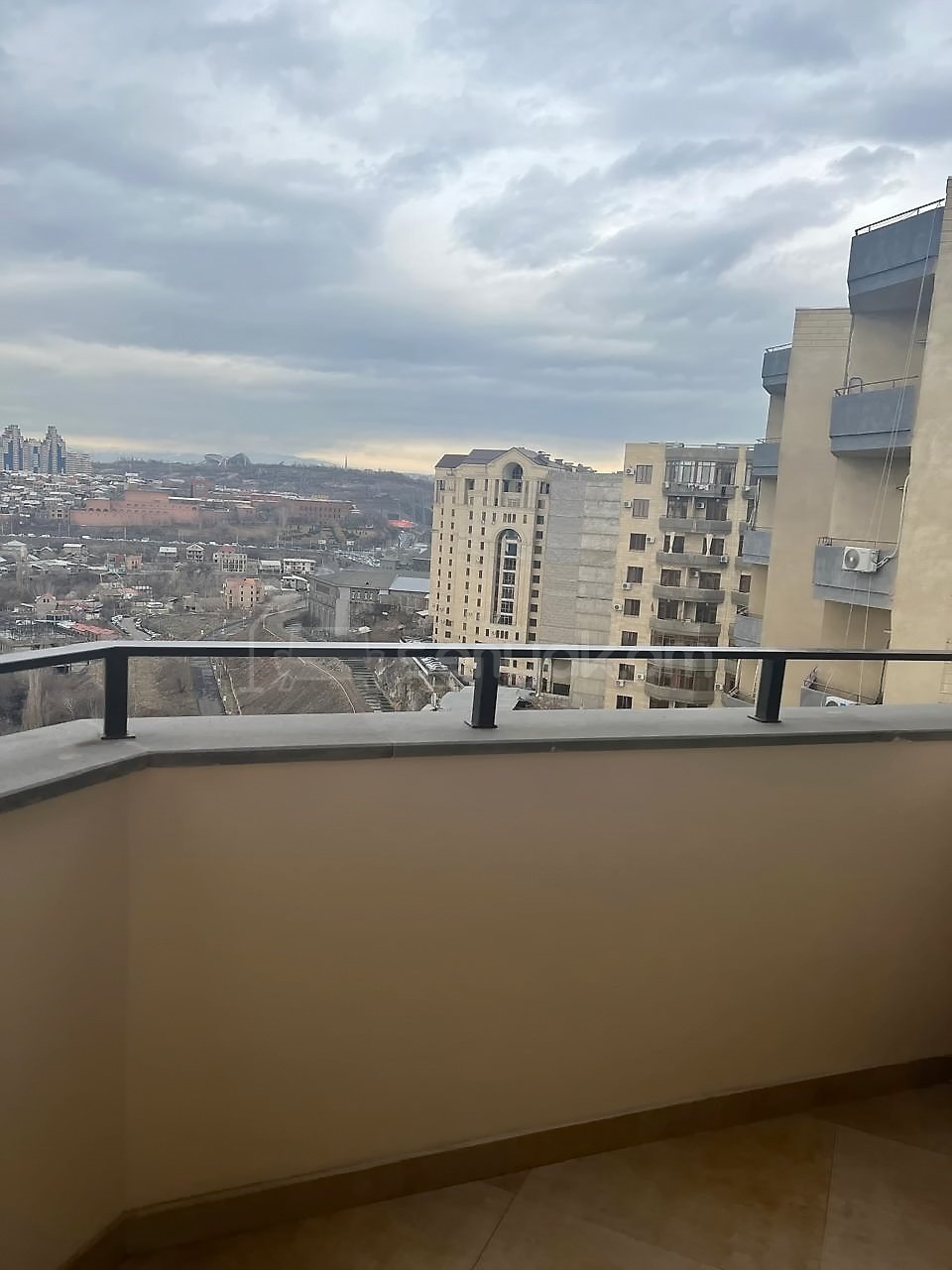 2 Սենյականոց Բնակարան Նորակառույցում, 52քմ, 14/15 հարկ, Կապիտալ Վերանորոգված, Կահավորված, Արևկող