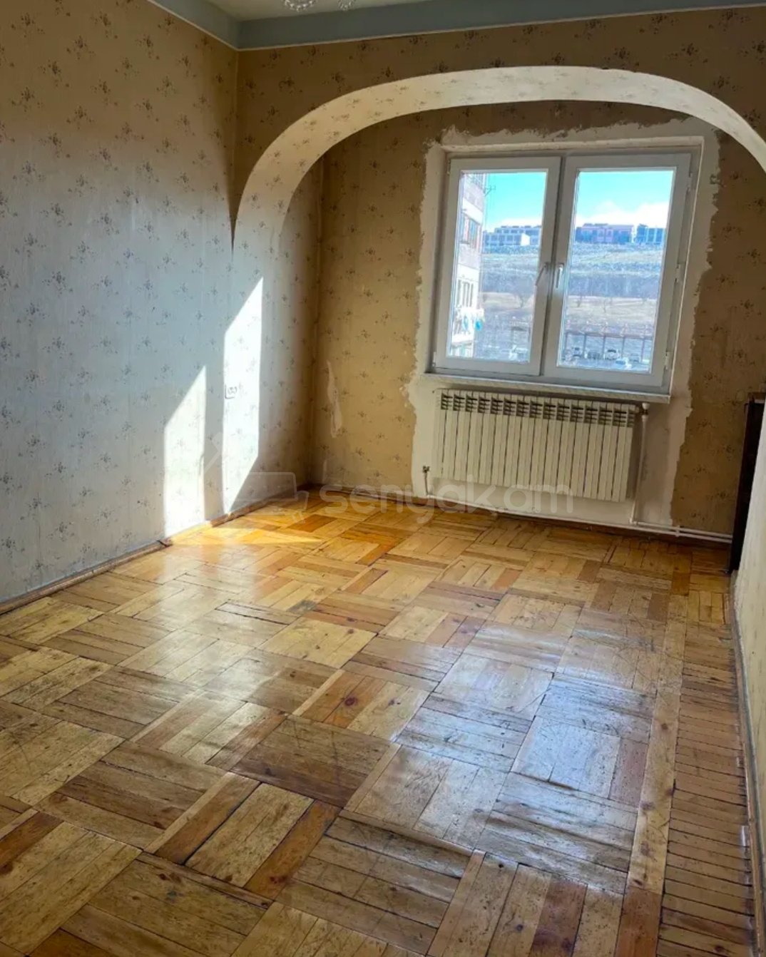 3 Սենյականոց Բնակարան, 82քմ, 9/14 հարկ, Պետական Վիճակում