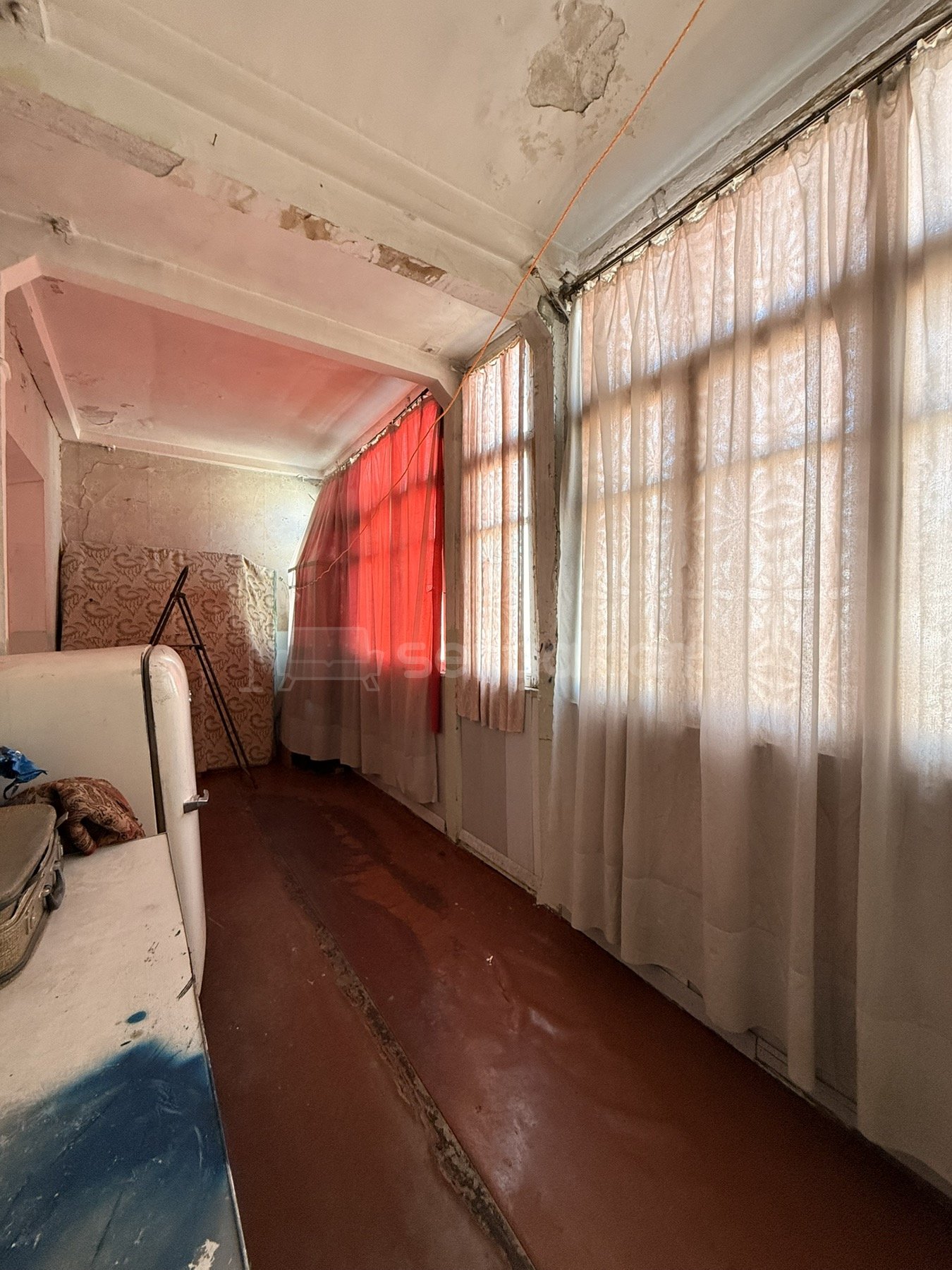 3 Սենյականոց Բնակարան Քարե Շենքում, 87քմ, 5/5 հարկ, Նորմալ Վիճակում