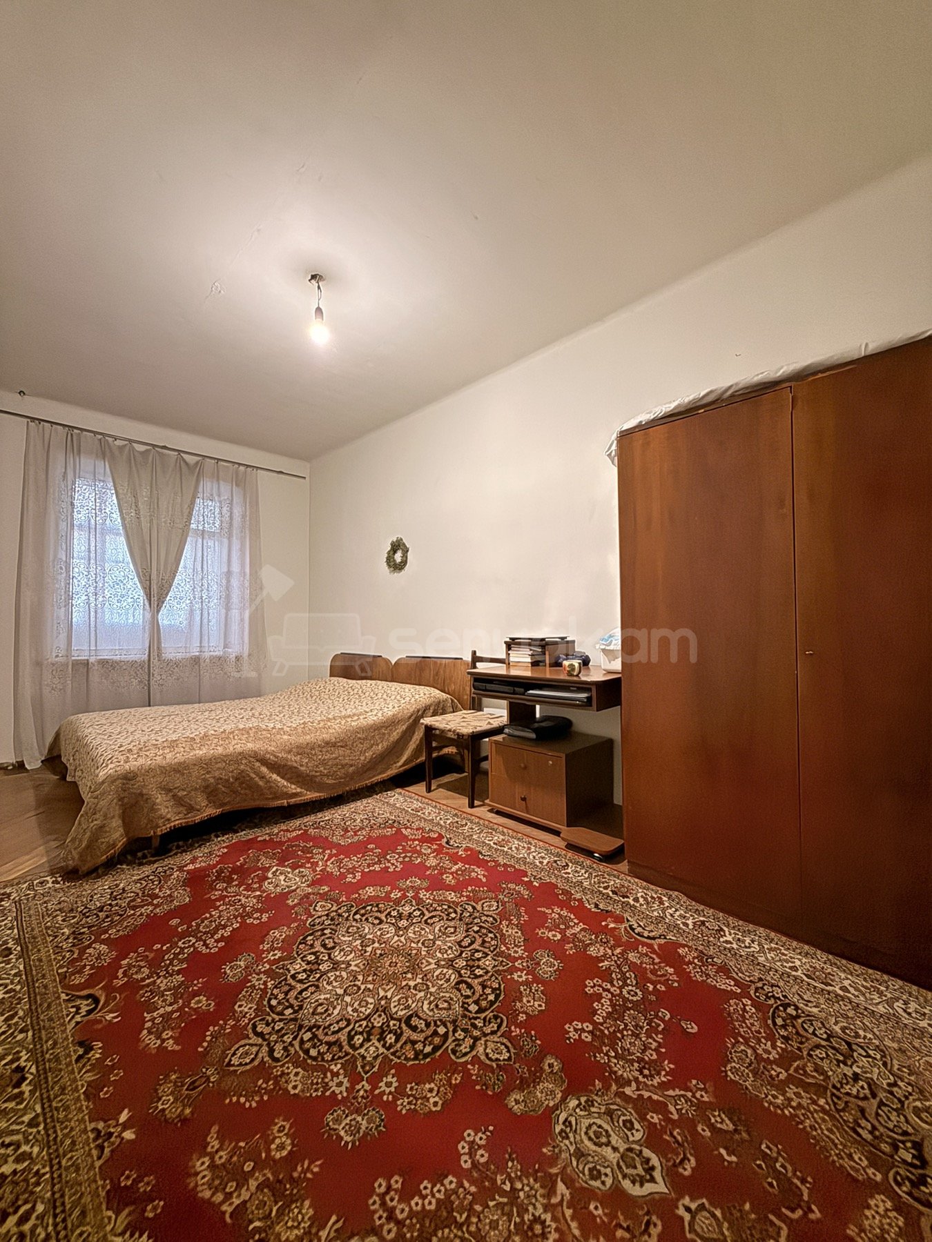 3 Սենյականոց Բնակարան Քարե Շենքում, 87քմ, 5/5 հարկ, Նորմալ Վիճակում