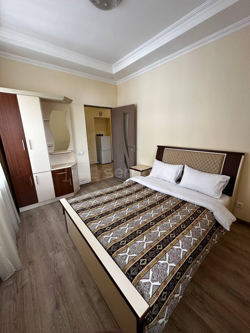 Շենք-Շինություն, 1030քմ, Կապիտալ Վերանորոգված