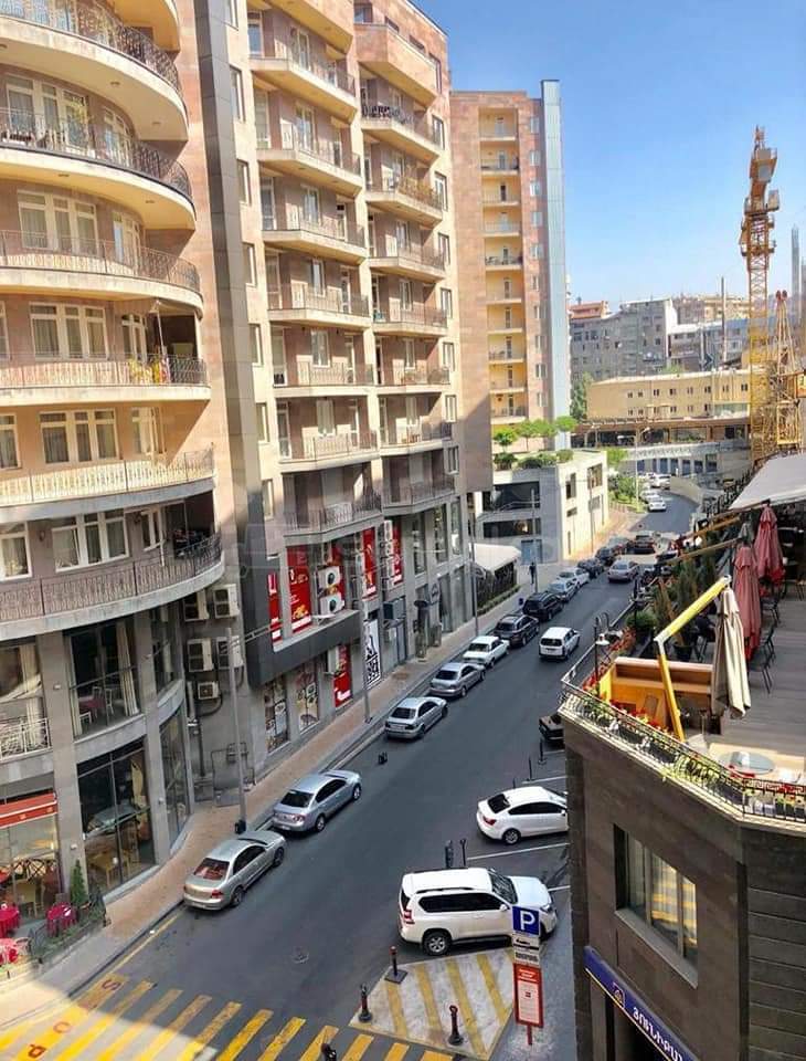 3 Սենյականոց Բնակարան Նորակառույցում, 80քմ, 8/12 հարկ, Դիզայներական Վերանորոգված