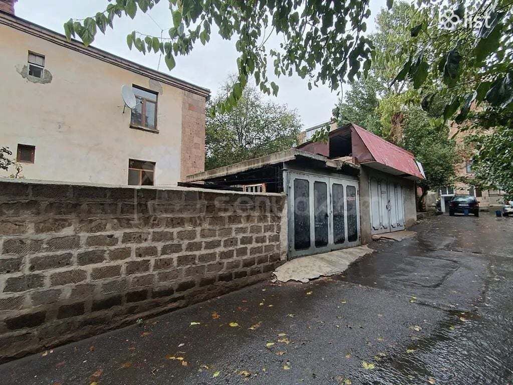 3 Սենյականոց Սեփական Տուն, 63քմ, Կոսմետիկ Վերանորոգված, Ավտոտնակով