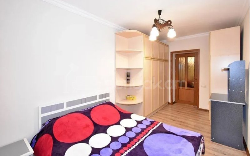 2 Սենյականոց Բնակարան Քարե Շենքում, 70քմ, 1/4 հարկ, Կապիտալ Վերանորոգված, Կահավորված, Արևկող