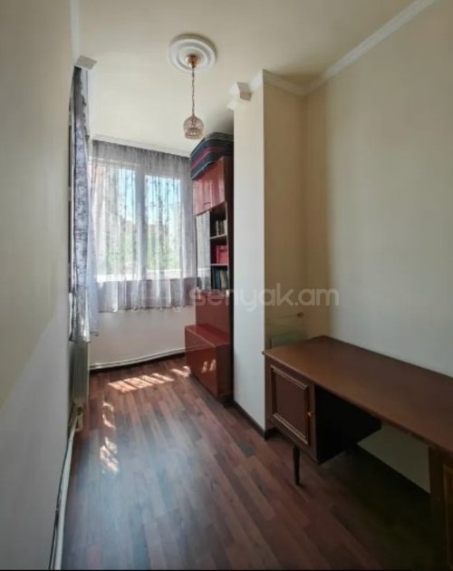 2 Սենյականոց Բնակարան, 70քմ, 3/9 հարկ, Կոսմետիկ Վերանորոգված, Կահավորված, Արևկող