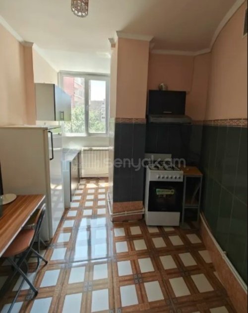 2 Սենյականոց Բնակարան, 70քմ, 3/9 հարկ, Կոսմետիկ Վերանորոգված, Կահավորված, Արևկող