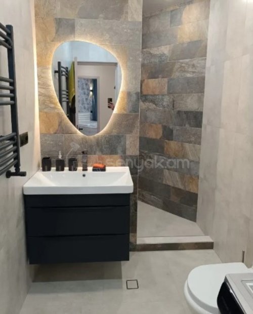 2 Սենյականոց Բնակարան, 46քմ, 9/12 հարկ, Կապիտալ Վերանորոգված, Կահավորված, Արևկող