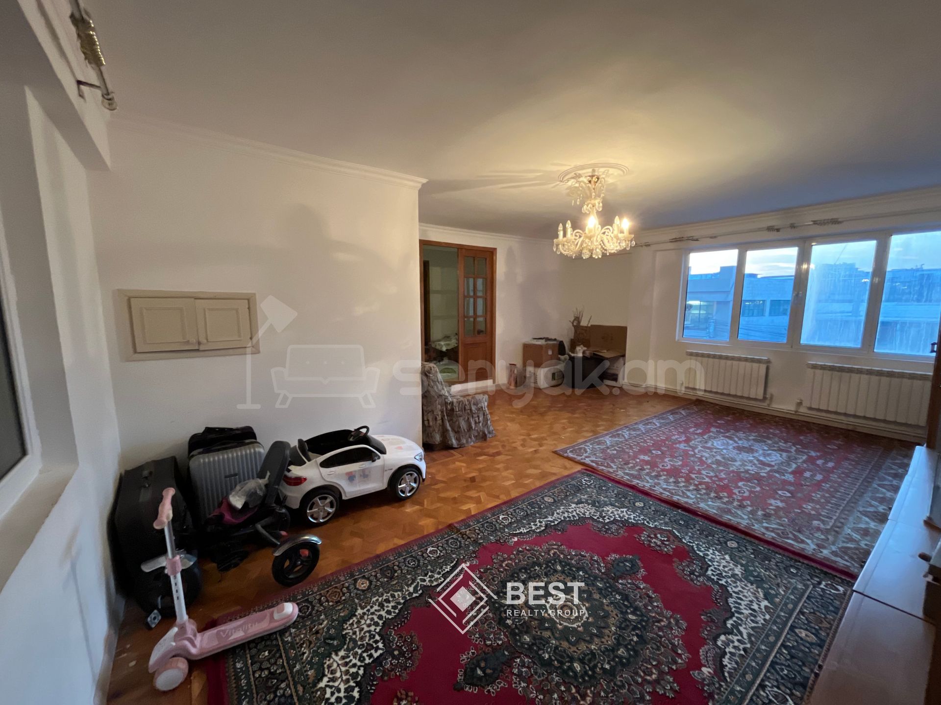 5 Սենյականոց Բնակարան, 144քմ, 3/14 հարկ, Կապիտալ Վերանորոգված