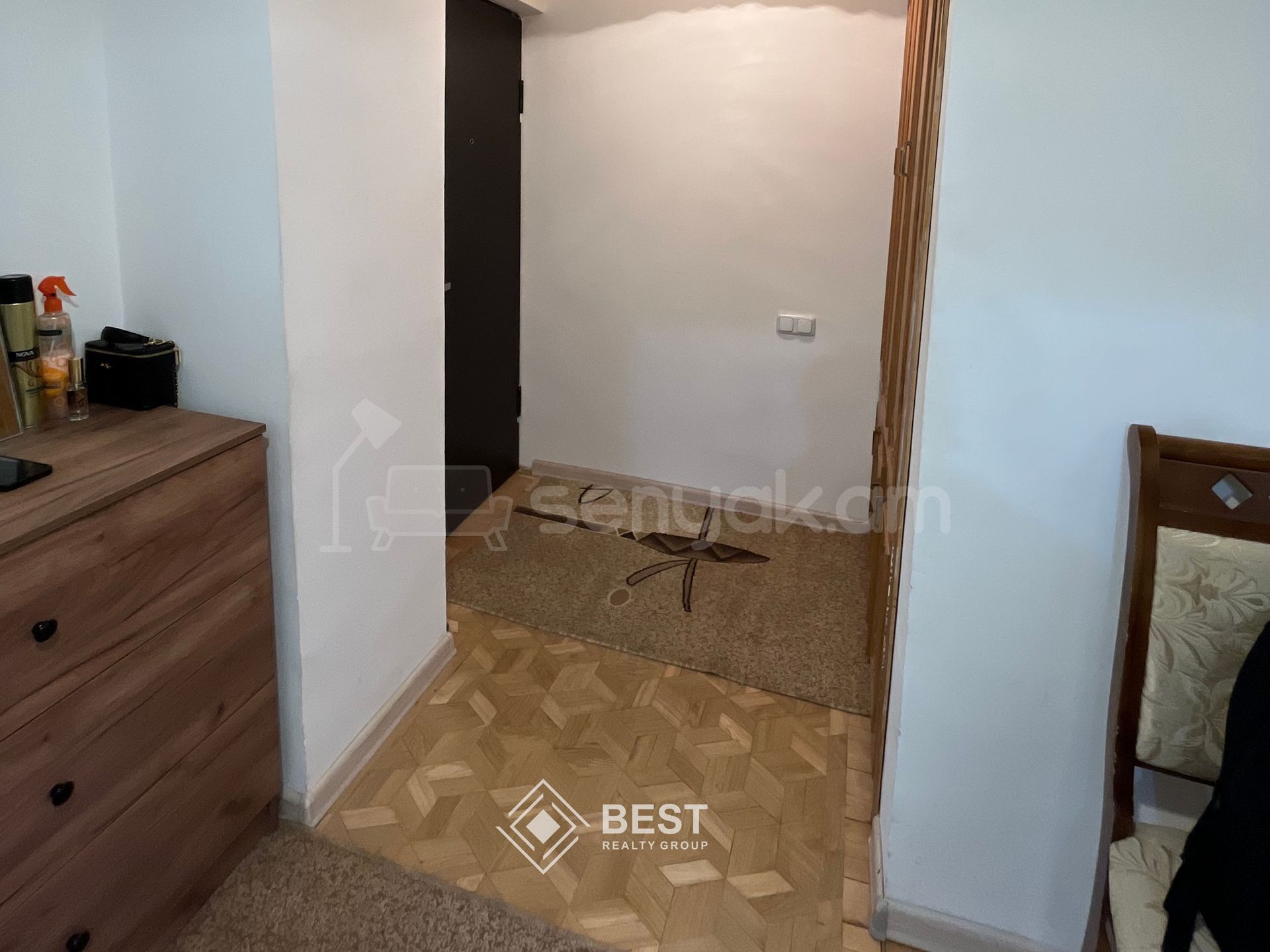 5 Սենյականոց Բնակարան, 144քմ, 3/14 հարկ, Կապիտալ Վերանորոգված