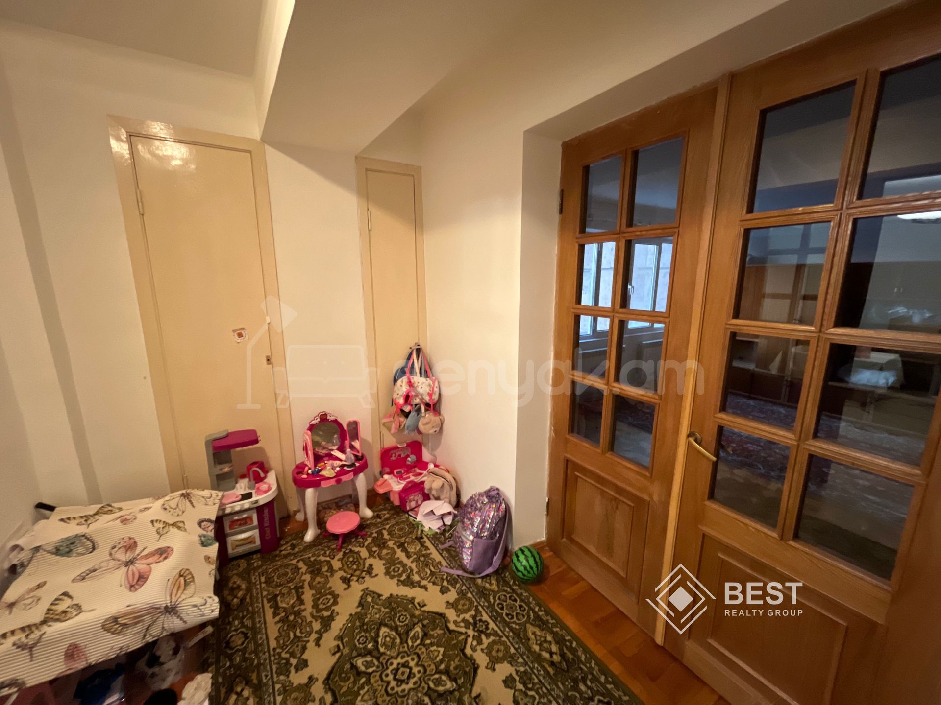 5 Սենյականոց Բնակարան, 144քմ, 3/14 հարկ, Կապիտալ Վերանորոգված