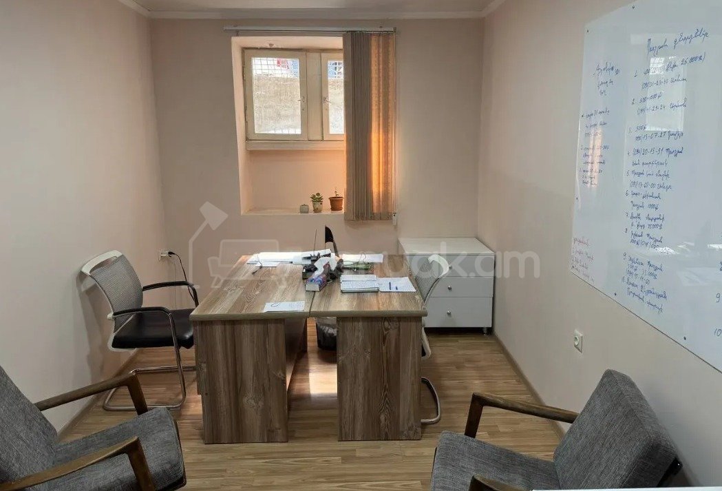 Օֆիսային Տարածք, 90քմ, Կապիտալ Վերանորոգված