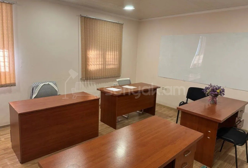 Օֆիսային Տարածք, 90քմ, Կապիտալ Վերանորոգված