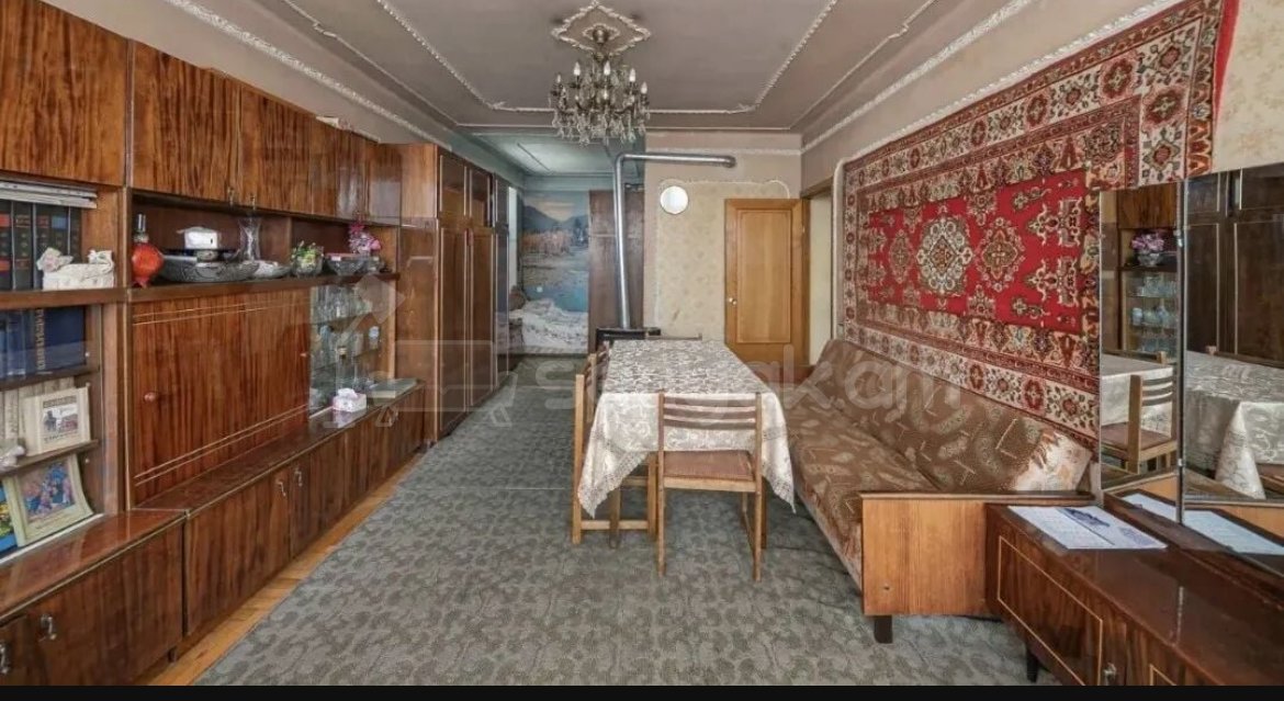 2 Սենյականոց Բնակարան Քարե Շենքում, 48քմ, 5/5 հարկ, Նորմալ Վիճակում, Կահավորված, Արևկող