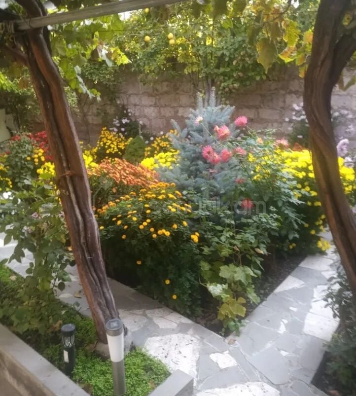 2 Սենյականոց Սեփական Տուն, 47քմ, Կապիտալ Վերանորոգված, Կահավորված