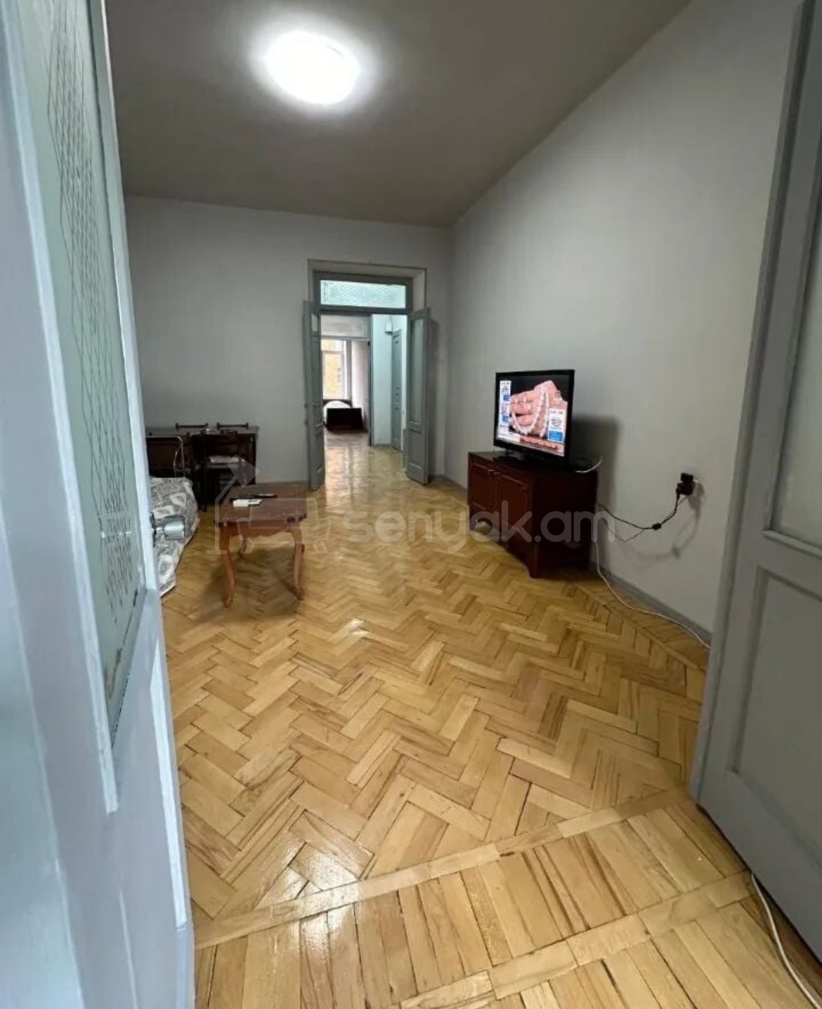 3 Սենյականոց Բնակարան Քարե Շենքում, 92քմ, 4/6 հարկ, Կապիտալ Վերանորոգված, Կահավորված, Արևկող